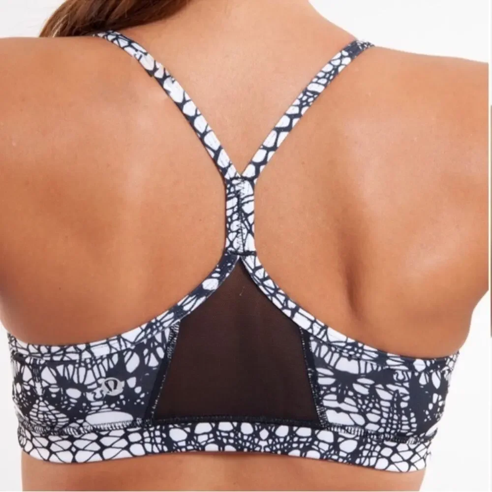 Lululemon Glacier Lace Black and White Flow Y Bra